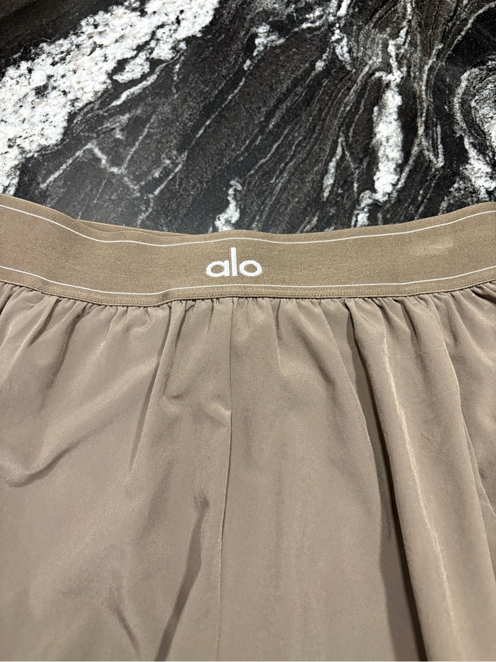ALO Yoga Olive Green Match Point Shorts - Picture 4 of 5